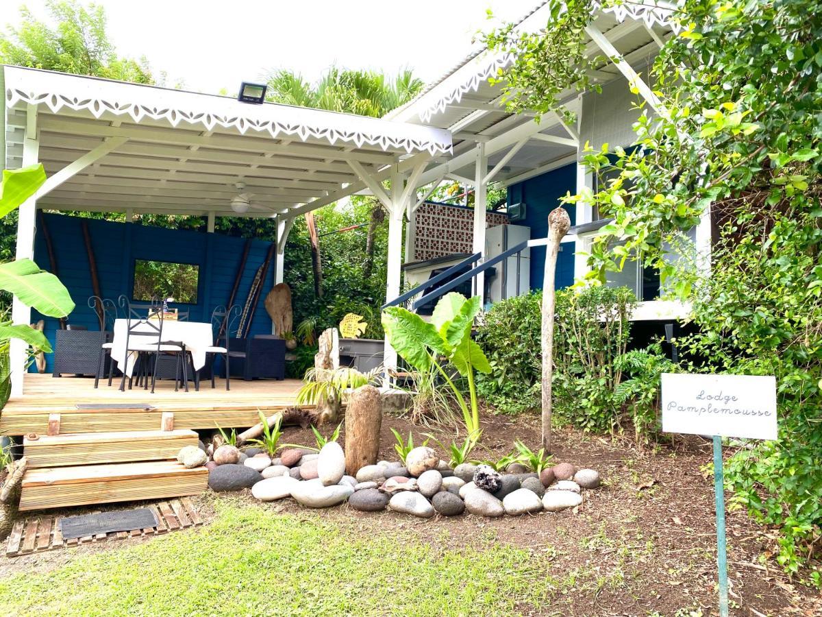 Lodge Pamplemousse Avec Piscine Privative , Dans Parc Calme A 500 M Plage Le Carbet Exterior foto